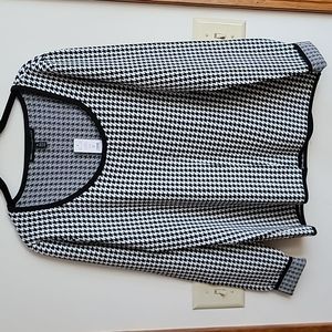 White House Black Market,  size XL ,houndstooth sweater